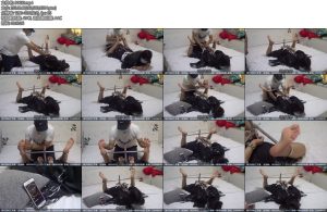 [新月原创] 玉箫COS春日野穹白里透红的裸足K9驷马架挠着脚心玩玩JIO的感觉很棒-丝依依