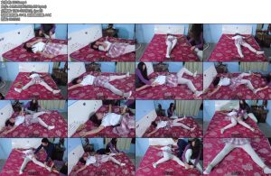 [樱束原创] 18岁在校女学生工作室初体验18岁的害羞在校女学生初次到工作室体验sm绳艺姐姐将房价在家的妹妹大字捆绑全身疯狂TK-丝依依