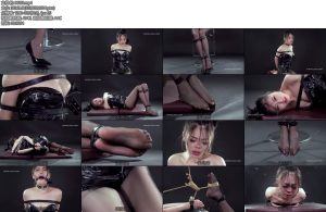 [丽柜美束] 小智贤欲女皮缚口球鼻钩麻绳驷马紧缚皮革-丝依依