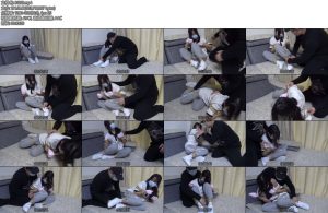 [新月原创] 荷露同好定拍犬缚TK玩脚校服白袜白鞋欺负起来相当可爱-丝依依