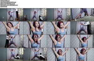 [樱束原创] 被隐形TK门惩罚痒到喊妈妈救命瑜伽服马具口球开口器隐形TK门大字捆绑魔鬼式挠痒裸露下腋刷油电击疯狂绕笑到喘不上气痒到嘶吼喊妈妈救命-丝依依