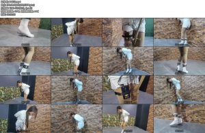 [飞天原创] 让希希穿上铁钉高跟下面放入电击玩具远程操作强行猫步走一小时能否成功-丝依依