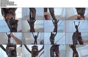 [惩戒学园] 惩戒魅魔捕获X_X童颜性感小魅魔连体丝袜过膝长靴股绳吊挂X_X固定双棒齐震小魅魔欲仙欲死-丝依依