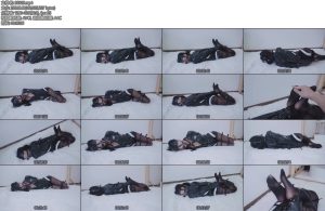 [亚洲绳艺] 皮衣黑丝女孩单手套皮带马具口球驷马拘束-丝依依