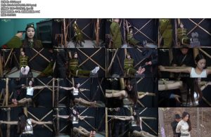 [一绳有你] 秘杀潜伏女军统皮鞭受刑老虎凳铁钳子夹脚趾打脚心重度全身痒刑后秘密杀害-丝依依