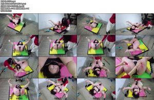 [樱束原创] 熟透了的大屁屁富婆筱月再次来到工作室体验架子开腿固定露出大屁屁重度打屁股打肿的屁屁上再滴满蜡液狂挠脚心滴蜡-丝依依