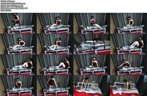 [墨月与安安] 紧紧紧墨月女王气场大开严厉束缚包裹安安女王油亮白丝美腿摩挲贴贴脱下内内套头封闭安安努力挣扎却被牢牢固定无助扭动逃不过被强制榨干的结局堵套蒙捂闷榨坐超级套餐为您-丝依依