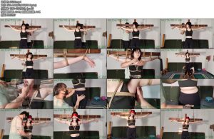 [山鬼原创] 十八岁女高中生被一男子捆在十字架上任意玩弄像小狗一样伸出舌头舔舐诱惑呻吟-丝依依