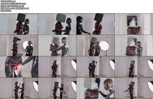 [FSS原创] 乳胶小姐姐的红绳与透明头箱kb口水滴落口水收集放置墙高透明头箱马桶口塞sp和拘束放置游戏乳胶衣女虐女百合红绳捆绑多重膏潮感官-丝依依