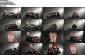 [欧美绳艺] Frida Barefoot in Catsuit-丝依依