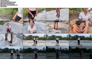 [山鬼原创] 真实女教师夏可制服诱惑户外镣铐捆绑-丝依依