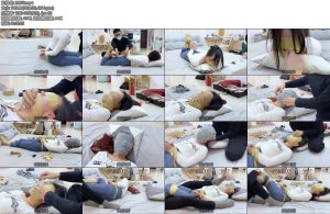 [默示录] 缚艺录 珊珊的绳艺日记（6）先来一层肉色胶带捆严实封嘴后肉色丝袜接着堵嘴蒙眼再来一层灰色丝袜套头-丝依依