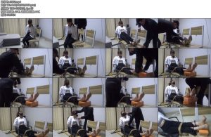 [新月原创] 佳怡工作室佳怡定拍露脐装喇叭裤女烈老虎凳御姐身材萝莉音也能十分震撼-丝依依