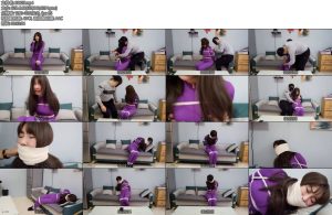 [JS原创] 八月狂欢节 艾菲无力偿还债务的赌徒女赌徒被捆绑玩弄最终被拉走贩卖-丝依依