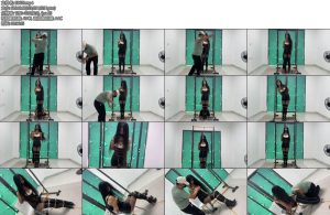 [冰悦原创] 过膝长靴女王装全身束缚站立放置胶带封嘴挣扎-丝依依