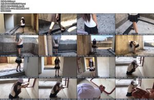 [新月原创] 红豆天台少女的镣铐户外游戏带着遥控D到处走追着我拿钥匙-丝依依