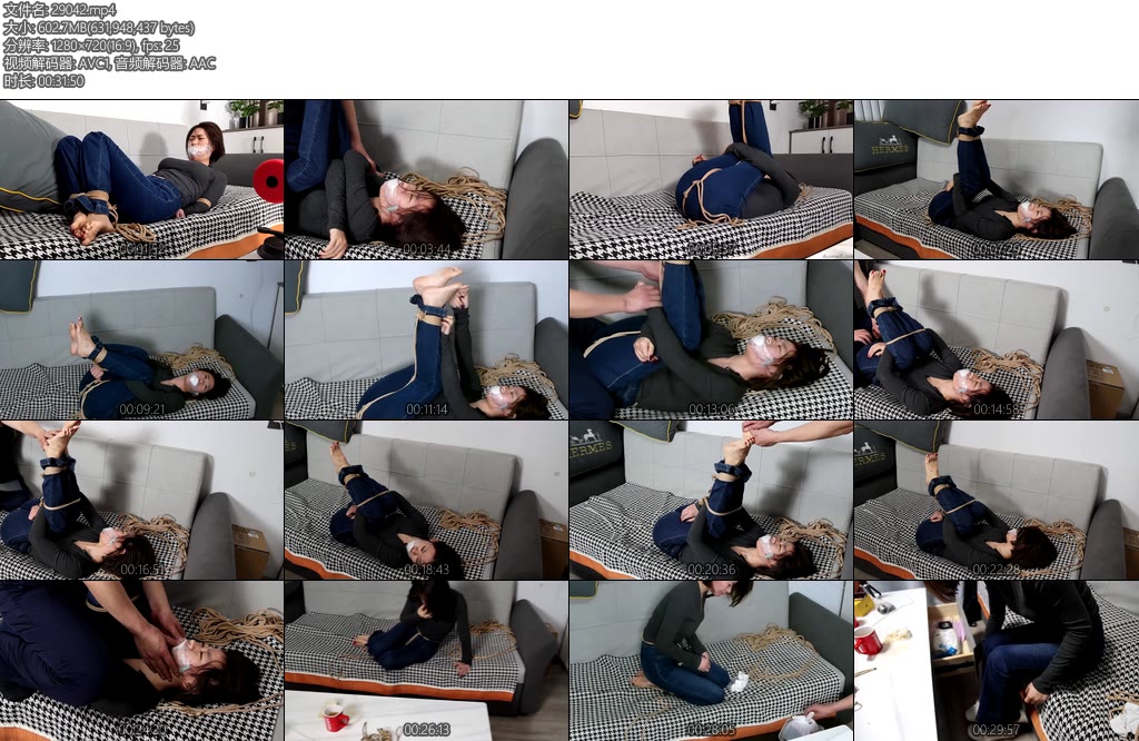 [吴越原创] 妞妞牛仔裤短发妹的小爱好（第五季）沙发团缚美脚翘臀玩虐SPTK白袜原味取出过程高清记录-丝依依