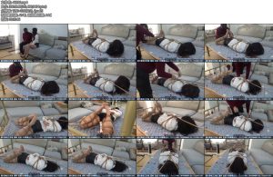 [新月原创] 佳怡工作室佳怡肉丝女孩被坏人迷晕捆成分腿驷马用棒棒折磨-丝依依