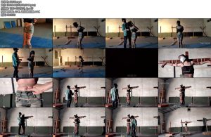 [山鬼原创] 梁姗姗在仓库受难-丝依依