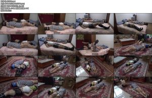 [胜景影视] 惊险一刻（下集）小倩把脸贴在门上听声音好奇害死人开始小心翼翼推门进去结果被打晕捆绑堵嘴蒙眼-丝依依