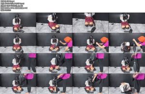 [贝贝熊] 伪娘小熊最近痴迷于防毒面具一天天求着玩勉为其难的和你玩一下吧小熊生活系列2-丝依依