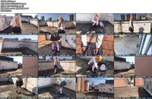 [新月原创] 玉箫尾行去漫展归来的女孩到天台玩自铐被跟踪入室上-丝依依