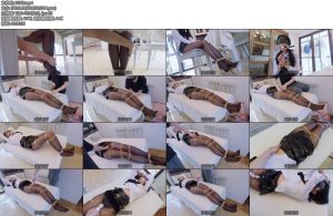 [悠米原创] 女白领的危机4趁女上司睡觉偷偷绑住她一边抚摸一边欣赏美腿女上司醒来后扬言要开除小强办公桌四仰八叉捆绑丝袜赛嘴口球堵嘴ZD棒羔潮-丝依依