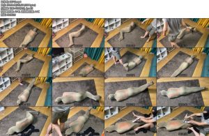 [黑魔法师] 主人黑魔法师对汐进行的强烈报复调教用丝袜包起来变成木乃伊然后好好的鞭打教训你-丝依依