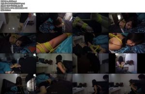 [亚洲绳艺] 被神秘女孩綁架的家庭主婦手腳被綁強迫她收拾屋子這個神秘的女人嫉妒她的前男友的妻子並打算綁架她-丝依依