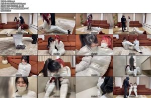 [云雀原创] 被入室抢劫的美丽母女下超清超人气漫画完美复刻双人木乃伊捆绑蠕动求救只有一墙之隔-丝依依