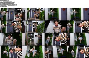 [胜景影视] 双女M戴超大口球双吊缚双女M被戴上超大口球吊缚在水池边-丝依依