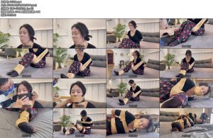 [默示录] 缚艺录小知日本胶带堵嘴后的3层封嘴呜呜呜-丝依依