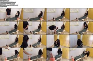 [龙飞原创] 新模特残酷老虎凳木板拍打脚背用筷子TK脚心夹脚趾嗷嗷叫最后在残酷的折磨下晕倒-丝依依