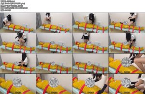 [黑魔法师] 黄色胶带固定榨汁丝袜封嘴全身包裹缠绕强力的拘束固定在床上被颜老师用丝袜手套疯狂取精-丝依依