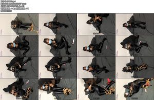 [弑天屠] 黑色胶衣黑长靴萍萍玩游戏败北惩罚奖励与惩罚1-丝依依