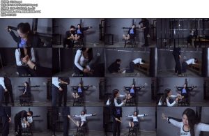 [樱束原创] 两个爱足女孩的变态惩罚（二）-丝依依