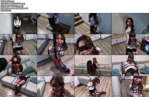 [禾一原创] 潜入女记着员伪装成爱好者潜入绳艺俱乐部却被严密捆绑塞上口球无法启动藏在牙套里的通讯器殊不知这一切都是老板的套路女记者最后被禁锢起来成为私奴-丝依依