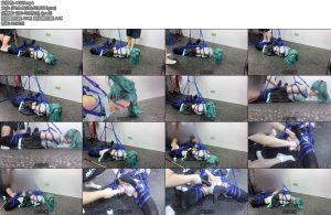 [夜城原创] 夜城初音未来驷马紧缚绳子在嘴上死死勒紧口水拉丝滴落然后把假金金塞入温暖的后面再用棒棒顶住输出前面和后面的洞洞都-丝依依