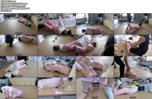 [绳之韵] 瑾瑜小妹背带裤镣铐游戏（第二集）镣铐驷马自救游戏，蒙眼、原味，难度升级-丝依依