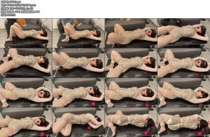 [小新原创] 桌上有个细腰小M-丝依依