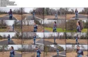 [李大侠] 女蜘蛛户外散步-丝依依