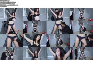 [樱束原创] 面试闯关灌鼻 抖音当红主播可可调J闯关第二关X刑架固定TK裸露下腋手指刺激狂肉Y蒂-丝依依