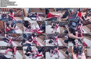 [BadCat] 妙妙X咲希红黑双小恶魔采访咲希初试贞操带上锁踮脚器盲瞳耳塞多副镣铐拇指铐行走挣扎-丝依依