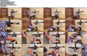 [山鬼原创] 动动被绑在老虎凳上面疯狂挠痒-丝依依