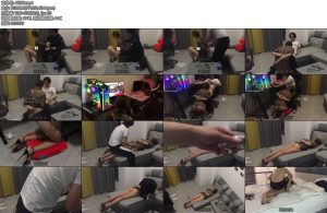 [风华正茂] 女Mmiss御姐一起玩吃鸡游戏哈哈上面吃鸡下面也吃鸡-丝依依