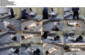 [新月原创] 红豆肉丝衬衣百褶裙丝袜勒嘴加驷马口球TD一起上 口水直流地上放-丝依依