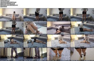 [新月原创] 玉箫自拍性感肉丝手铐TD静默在家可以把一个女孩逼得自己折磨自己-丝依依