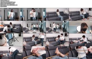 [心悦艺束] 青春无敌马尾少女被主人囚禁玩弄玉足想要逃跑可惜逃不过命运的项圈妹子还想踢我直接绑成驷马-丝依依