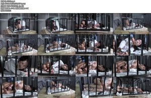 [樱束原创] 拐卖囚禁漂亮女白领被拐卖囚禁铁笼中想要反抗逃跑的她被狠狠的抽打点击教训还要被吸N器震乳调J丝袜堵嘴要求她自己用棒棒自W高C-丝依依